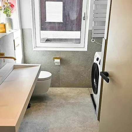 L - Lovely Newly Built In Apartment Munich